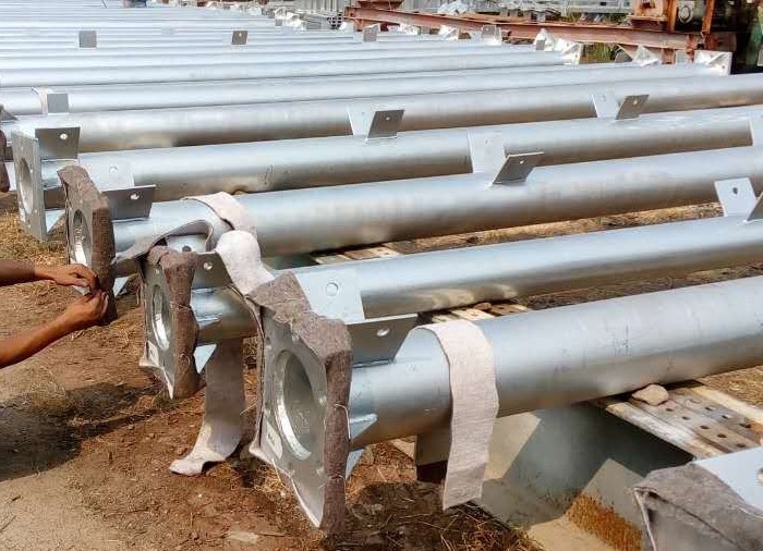 5 - 100m Monopole Steel Structure Tower Four - Leg Welded Long Lifespan