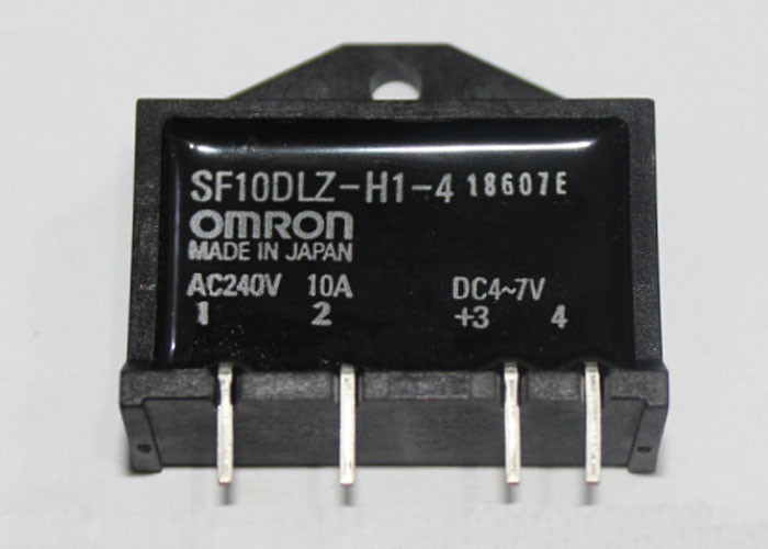 Omron solid state relay SF10DLZ-H1-4 AC240V DC4-7V- 10A (4 Pin)