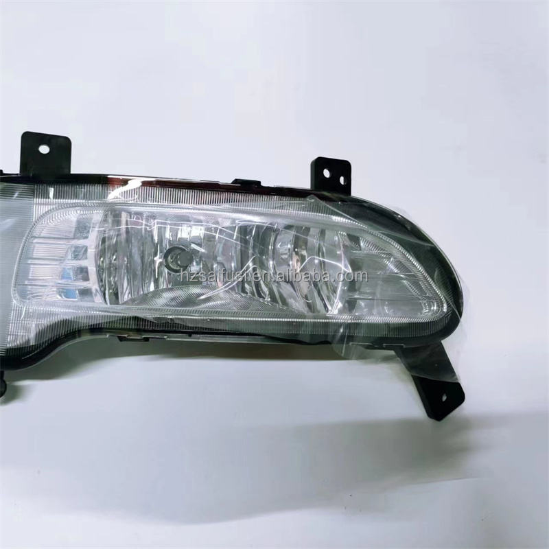 OEM NO C00212871 Front Right Fog Lamp for Saic Maxus V80 G10 T60 Car Exterior Decoration