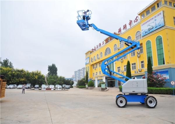 Trailer Mounted Single Man Lift , Towable Articulating Boom Lift Electric Dual