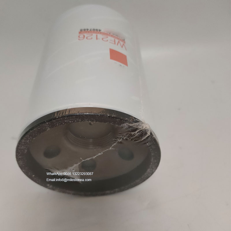 Construction Machinery Fuel Oil Water Separation Filter P550866 WF2126