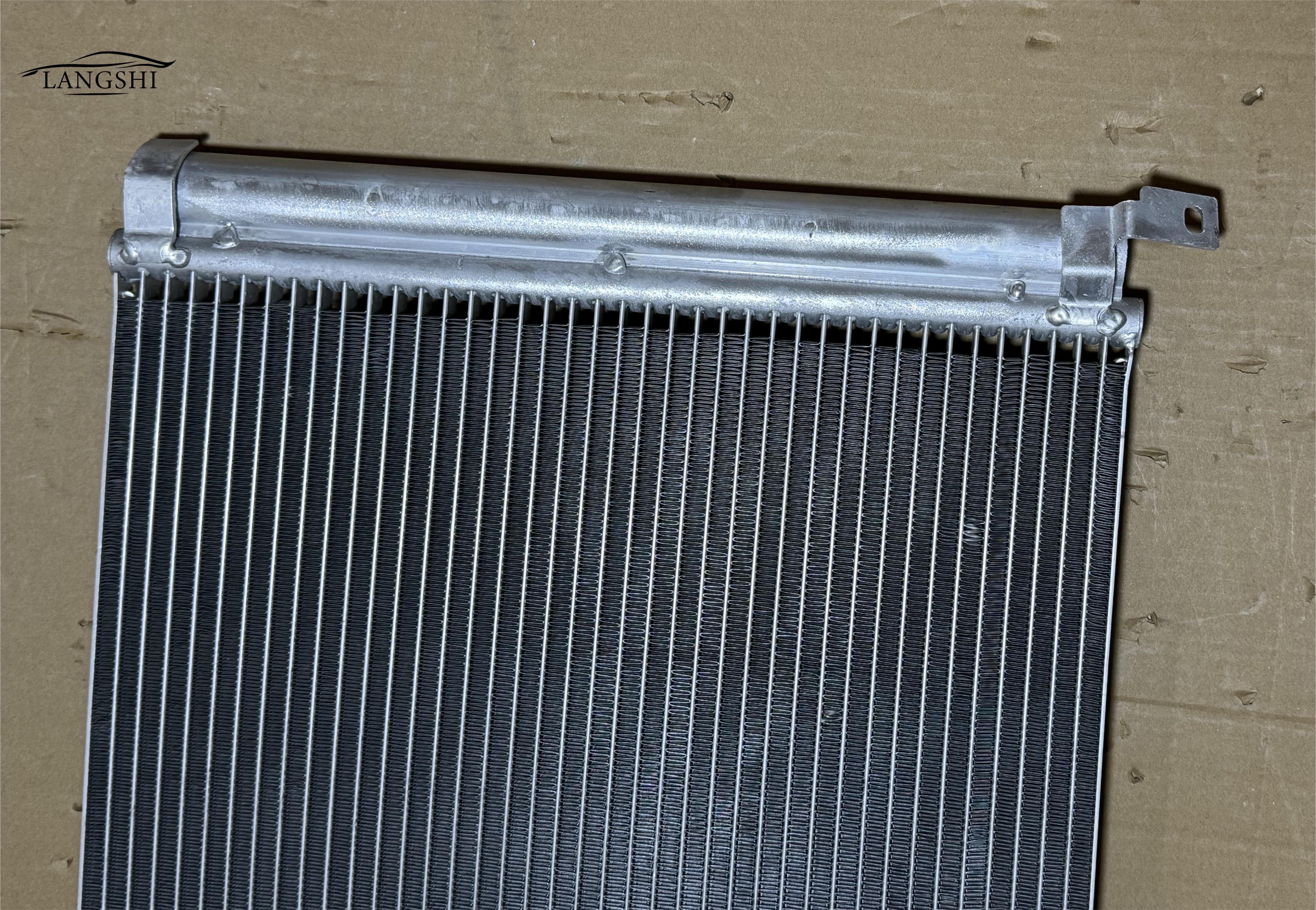 VENUCIA V-DDI 2023- AC Condenser 92100-3RA0A921005MA0A for Nissan SYLPHY 2012-2023