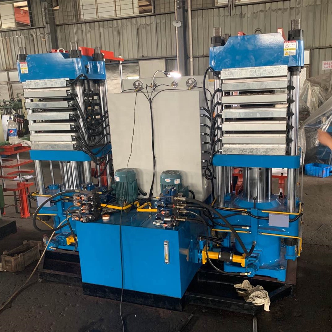 4500 Bouncy Ball Compression Molding Machine The Perfect Fit for Your Production Line