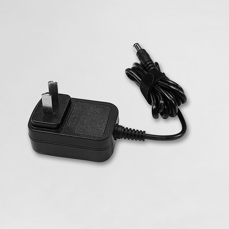 Durable DC 5V 2A Adapter Wall Mounted Micro Projector Power Adapter 10W