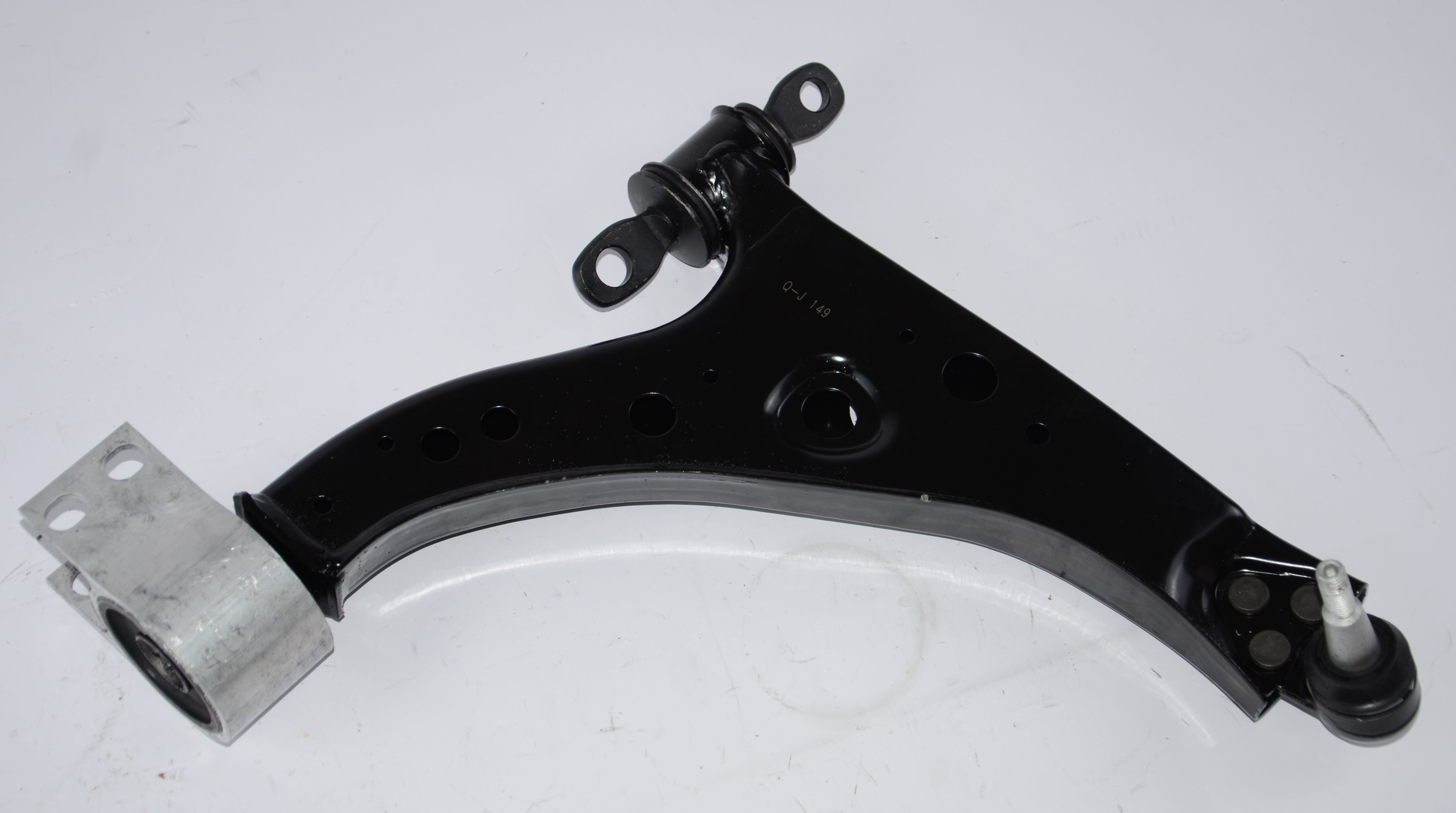 26227597 Car Front Lower Control Arm Right for Buick GL8 2011-2023 Benefit