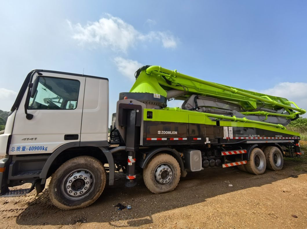 High Quality Brand Renovated 2012 Zoomlion 49m Concrete Pump Mounted Concrete Pump on Benz Truck Factory Directly Sale