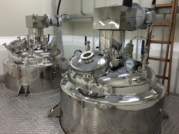 316SUS Stainless Steel Mixing Tanks / 650L Industrial Storage Tanks For Softgel