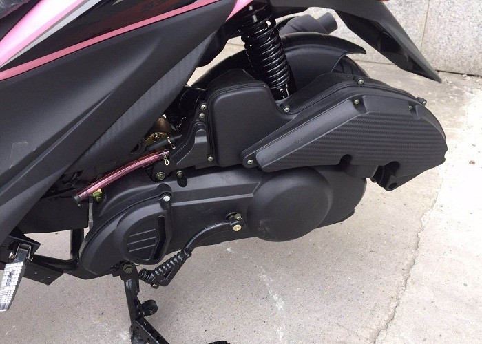 gas motor scooter 125cc 150cc engine red paint black aluminium wheel iron muffler hydraulic shock