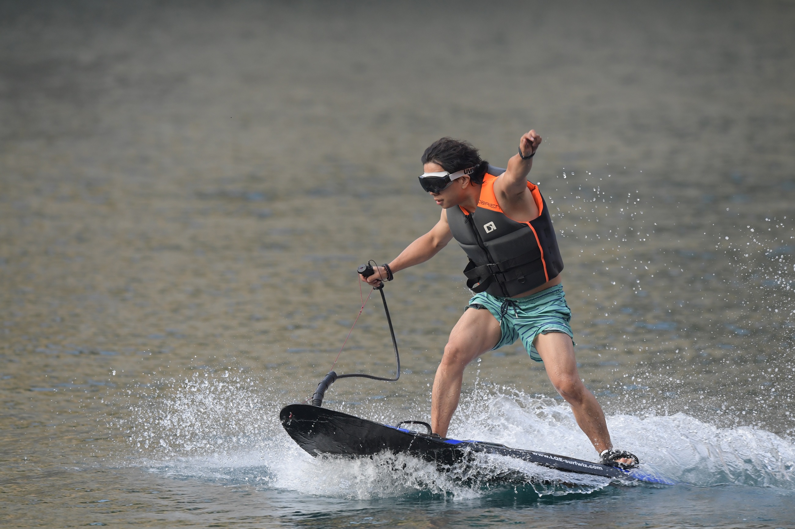2023 Arrival Black/Red/Green/OEM Fuel/Electric Surfboard with Max Speed of 60km/h