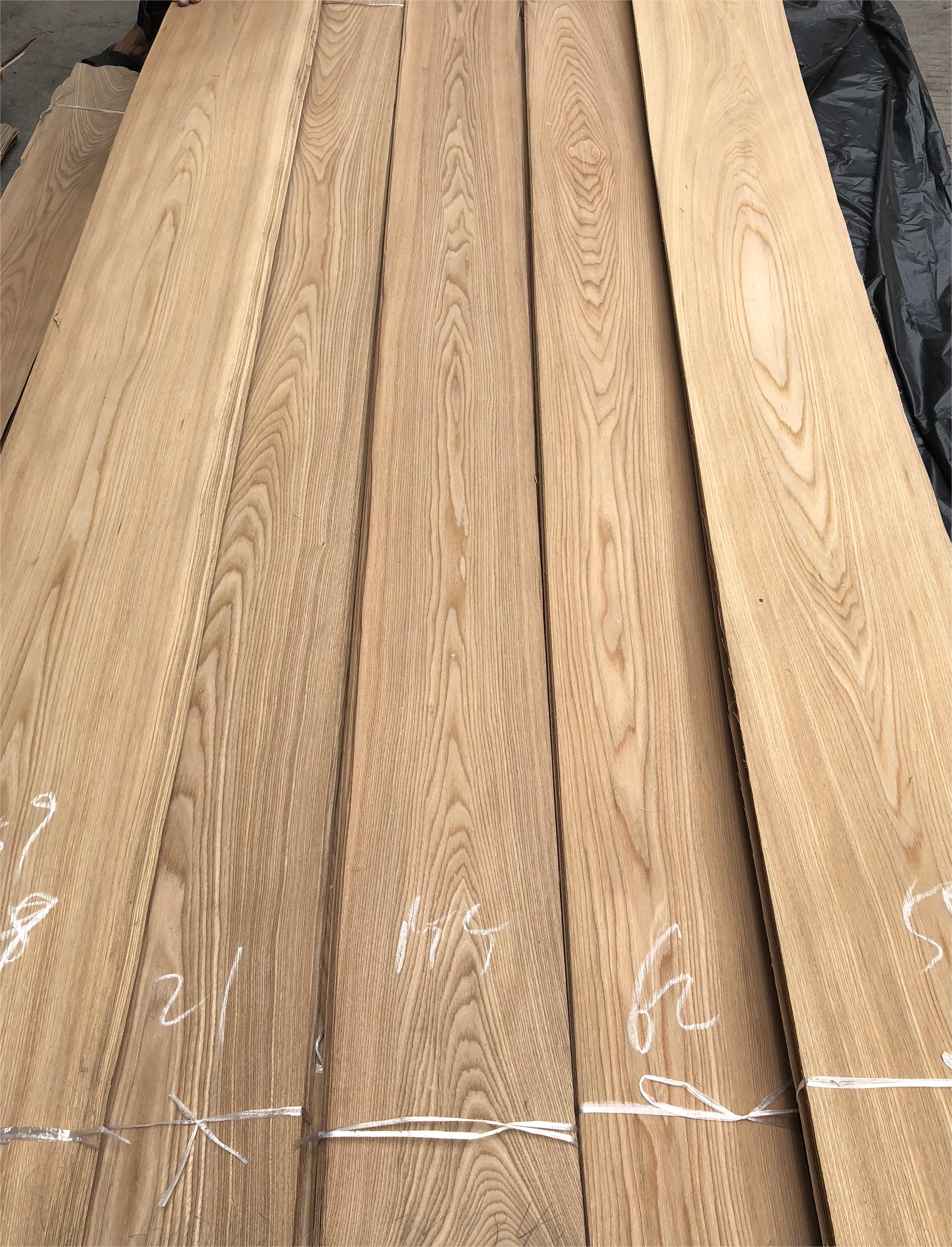 Factory A/AA Elm Wood Veneers Natural Veneer 0.45mm Wood Elm Veneers Straight/Mountain Grain Sheets