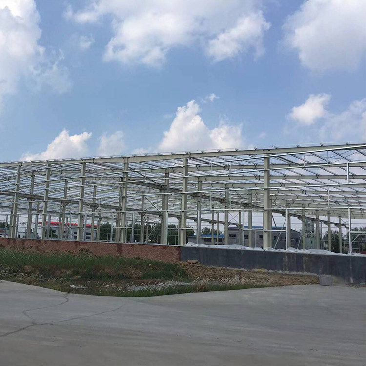 Heavy Duty Steel Structure Workshop With Bolt Connection And Heat Treated Steel Cladding