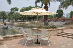 Quality 2.7m wood umbrellas advertising umbrellas wholesale