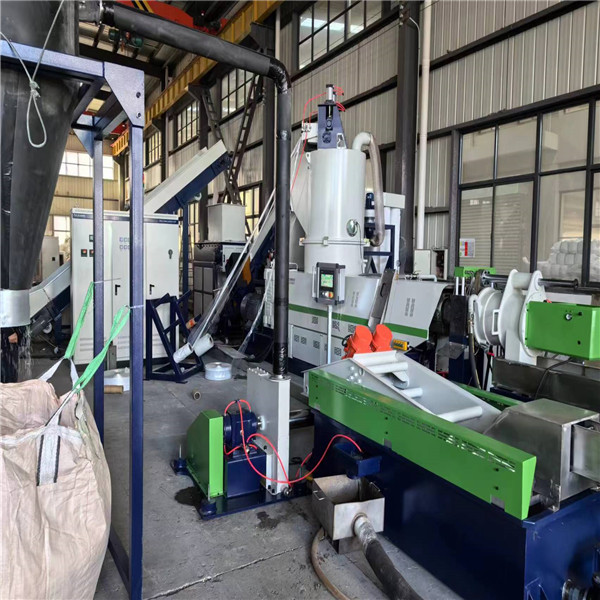 PP / PE Plastic Pelletizing Recycling Machine 200kg/Hr Recycling Extruder Machine