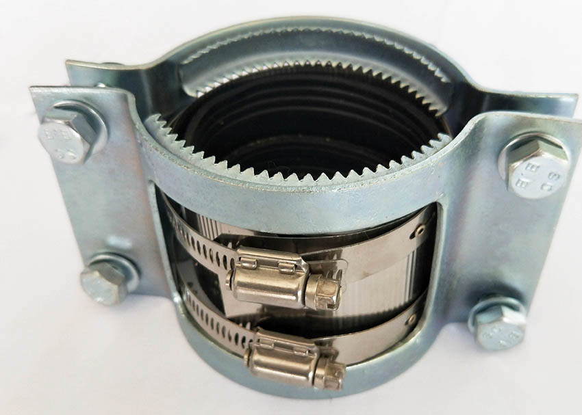 SML EN877 Heavy Duty Pipe Clamps Cast Iron Pipe Grip Collar Coupling With Teeth