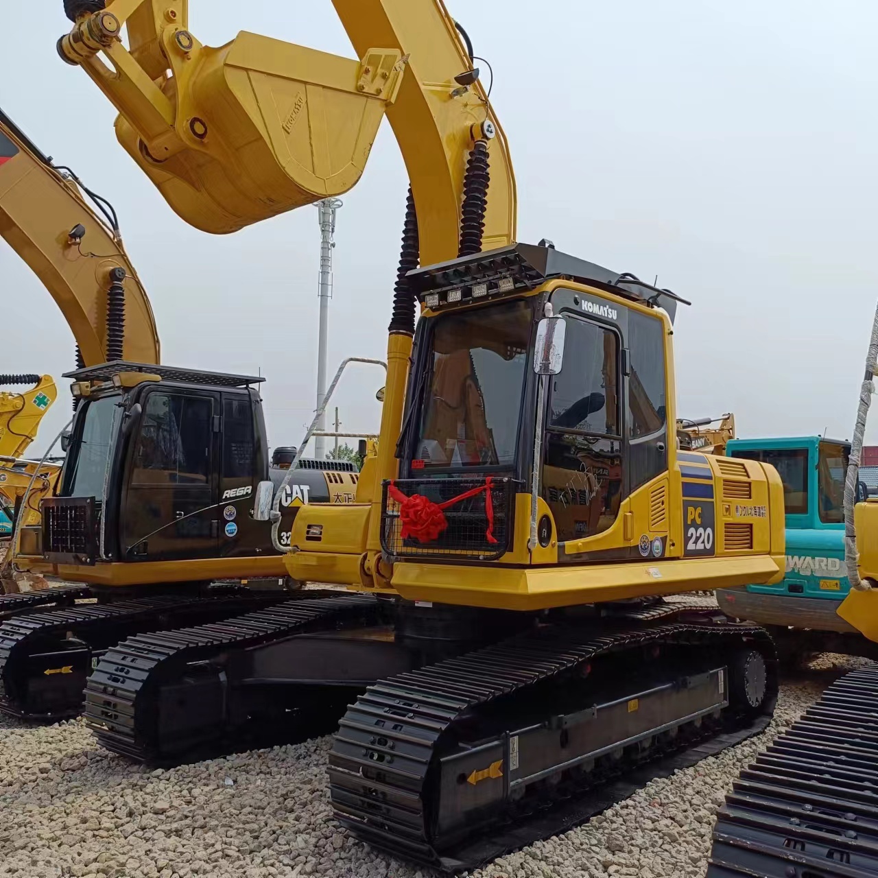 Original Hydraulic Valve Komatsu PC220 Excavator Second Hand 0-2000 Working Hours Now