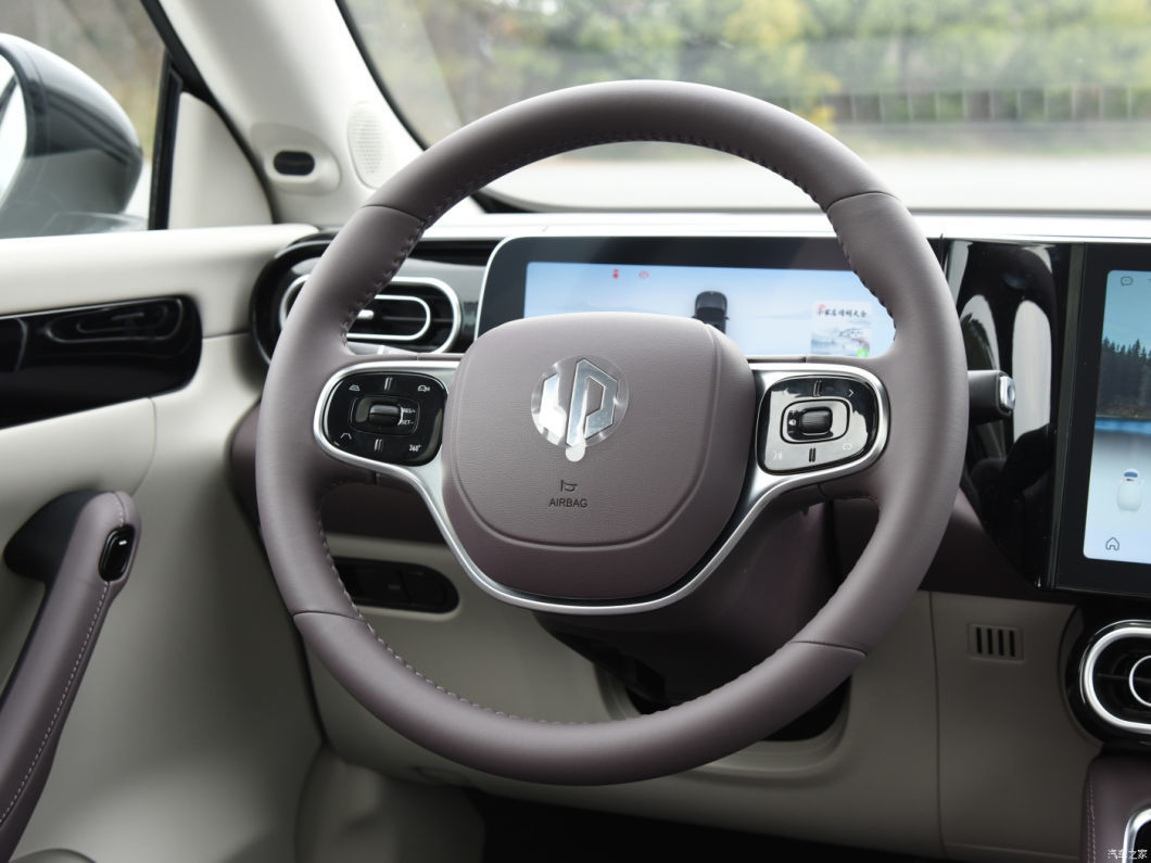2023 High Speed Leapmotor Hybrid Electric Motor Car 5-Door 5-Seat SUV Leapmotor C11 Electric Car Adult Vehicle
