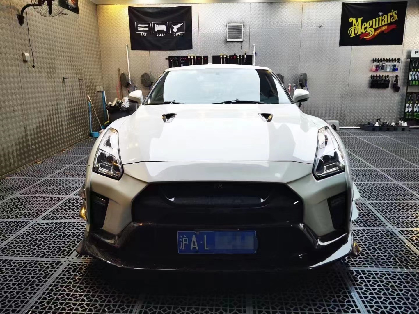 For Nissan GTR Body Kit GTR R35 Upgrades the VARIS-style Carbon Fiber Front and Rear Bumper Spoiler Body Kit