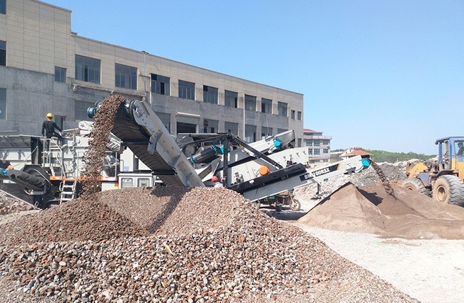 Waste Limestone Granite Stone Crusher Machine Sorting Line 85kw For Construction Site