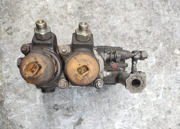 Diesel Engine Used Fuel Injection Pump 6D125 for Excavator PC450-7 15kg Weight