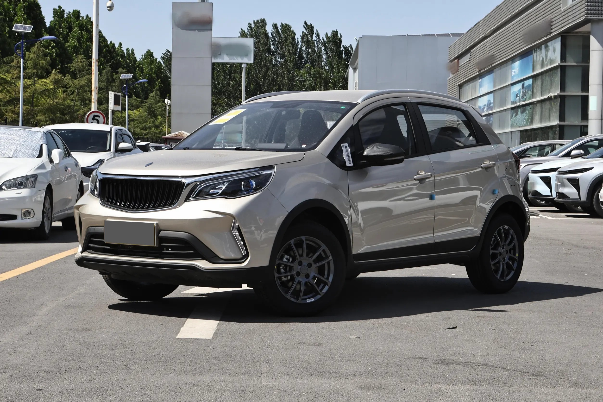 2023 Gx3 Geely Livan X3 PRO 5-Door 5-Seat Leather SUV Euro VI Emission Condition with Electric Driver's Seat Adjustment