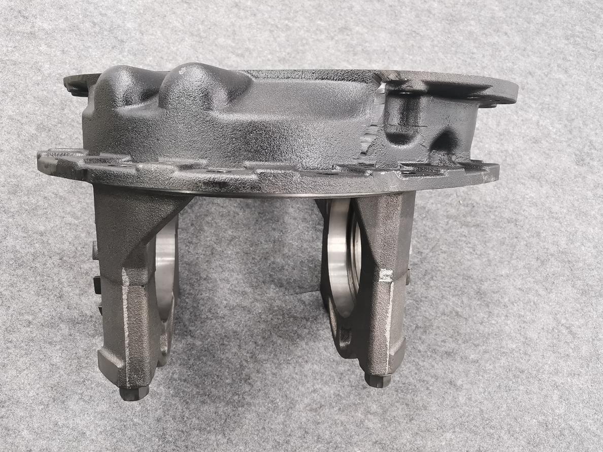 100% Aftermakart Sinotruk Heavy Truck STR Drive Bridge Parts Medium Bridge Main Reducer Housing AZ7121320119 WG7121320119
