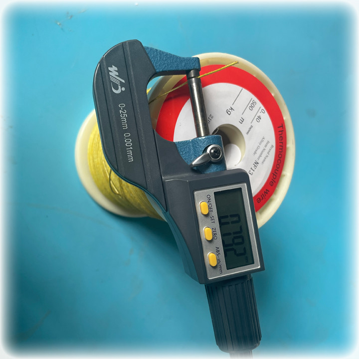 Fiberglass Insulated diameter 0.4mm NF13 heating cable