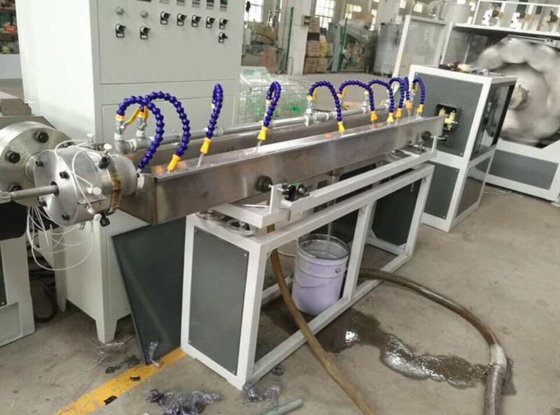 Hdpe Garden Hose Pvc Pipe Extrusion Machine Line Three Layers PVC Fiber Reinforced Flexible Spiral
