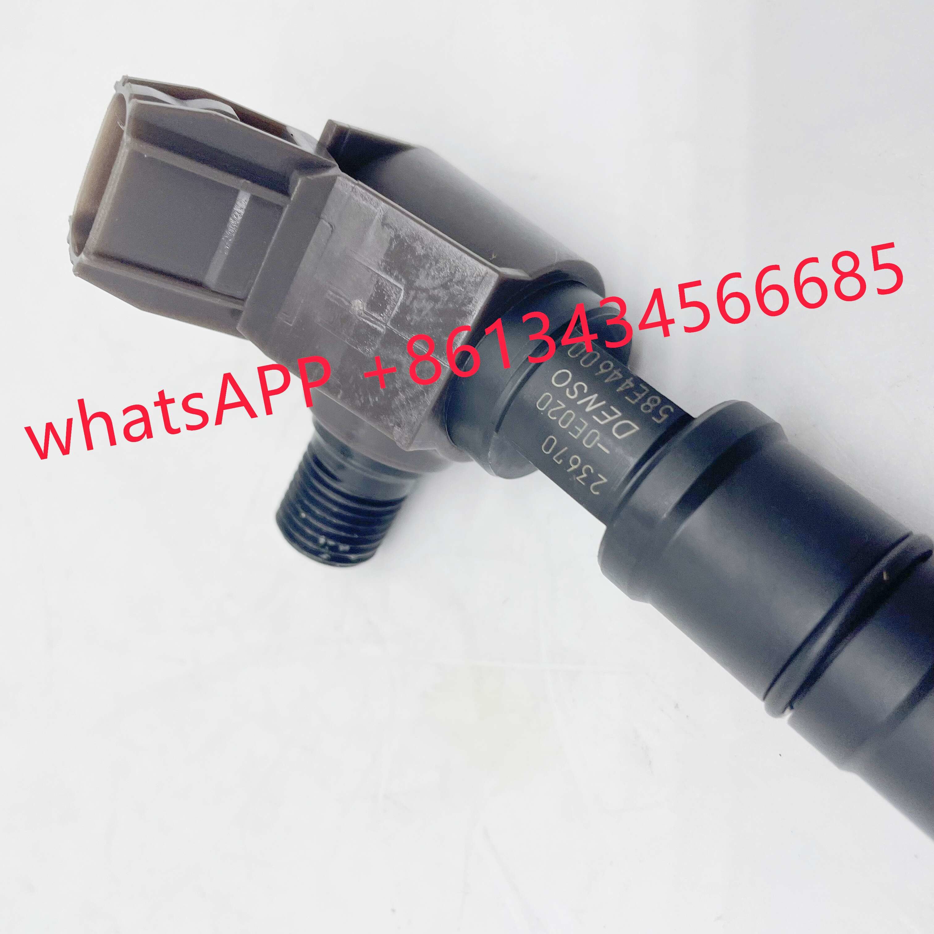 23670-0E020 Delphi Diesel Fuel Injectors 23670-09430 295700-0090 295700-0560 For TOYOTA 2GD-FTV