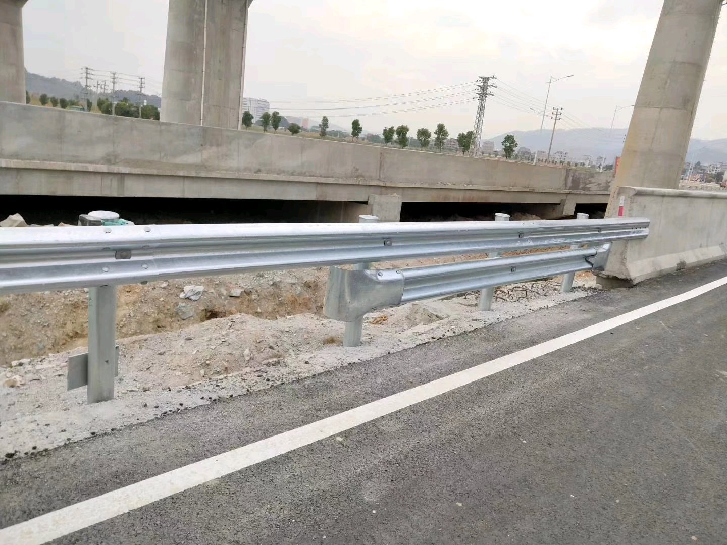 Stainless Steel W Beam Highway Bridge Head Guardrail Road Traffic Safety Best Choice