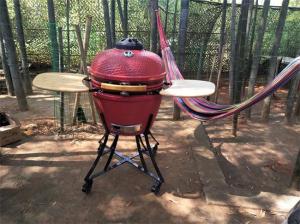 Quality Heat Resistant Ceramic BBQ 22 Inch Kamado Grill Single Cooking Grid wholesale