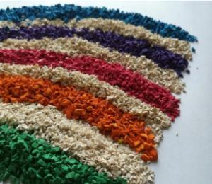 Quality Eco Friendly Beige Pallet Rubber Mulch Bits For Playgrounds DIN 53 505 Standard wholesale