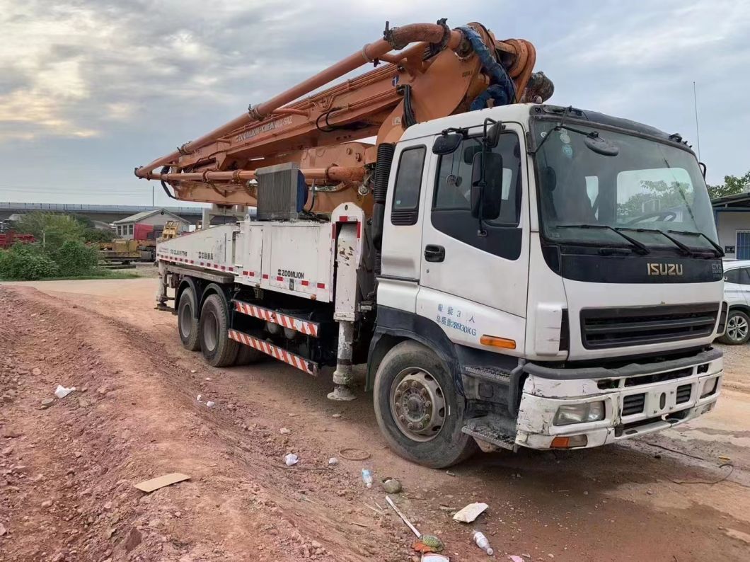 2013 Zoomlion 38m Concrete Pump Truck Pump for Sale