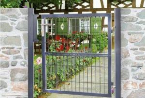 Quality 50*200mm Hole Single Modern Metal Garden Gates wholesale
