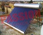Intelligent Controller Vacuum Tube Solar Water Heater For Home Various Capacity