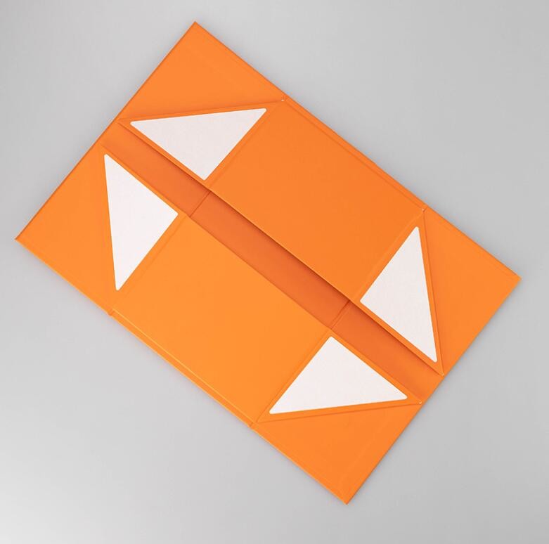 Offset Printing CMYK Color Foldable Gift Box For Product Packaging