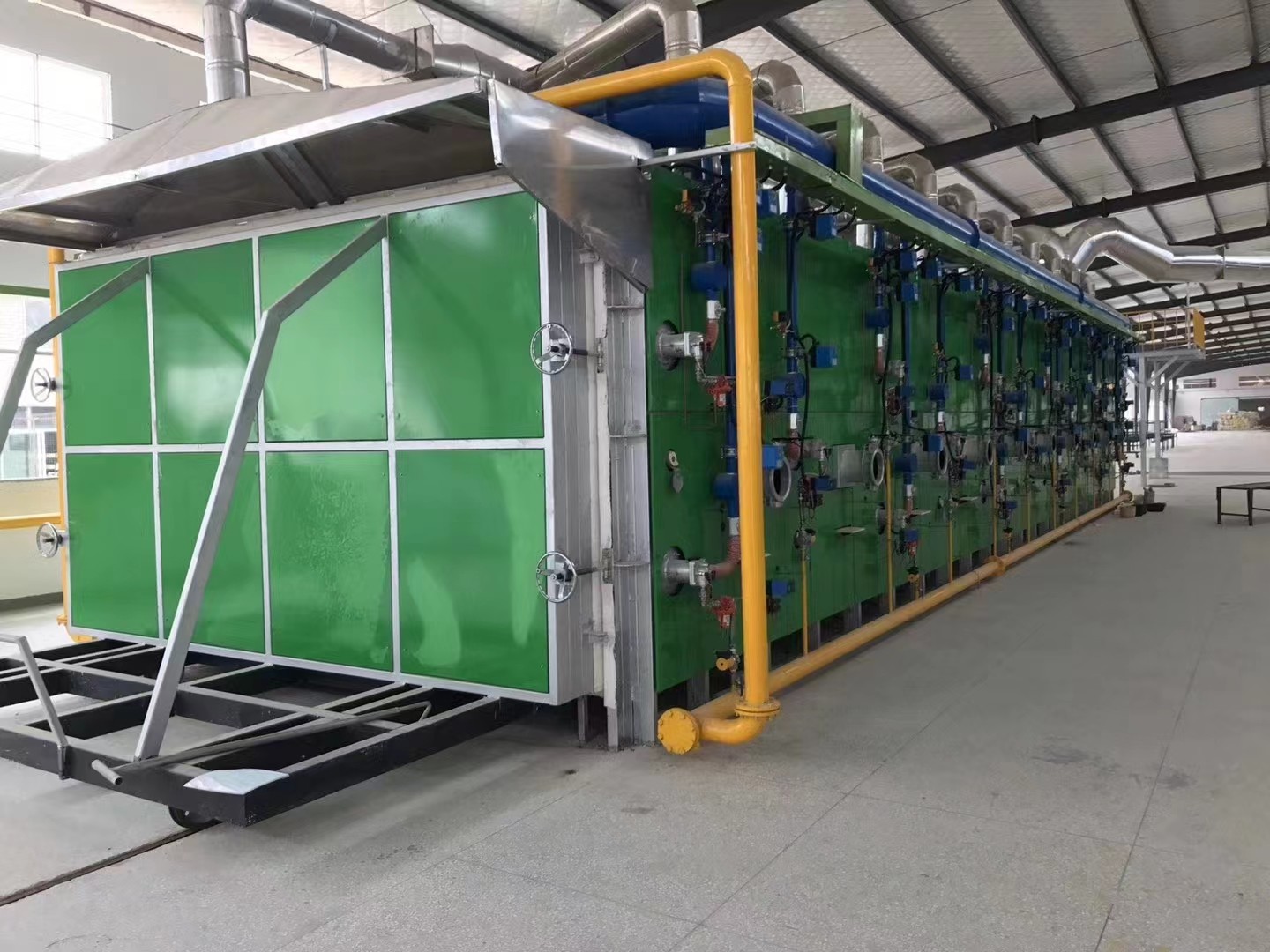 Customizable Colors And Coatings Shuttle Kilns Tailored To Your Needs
