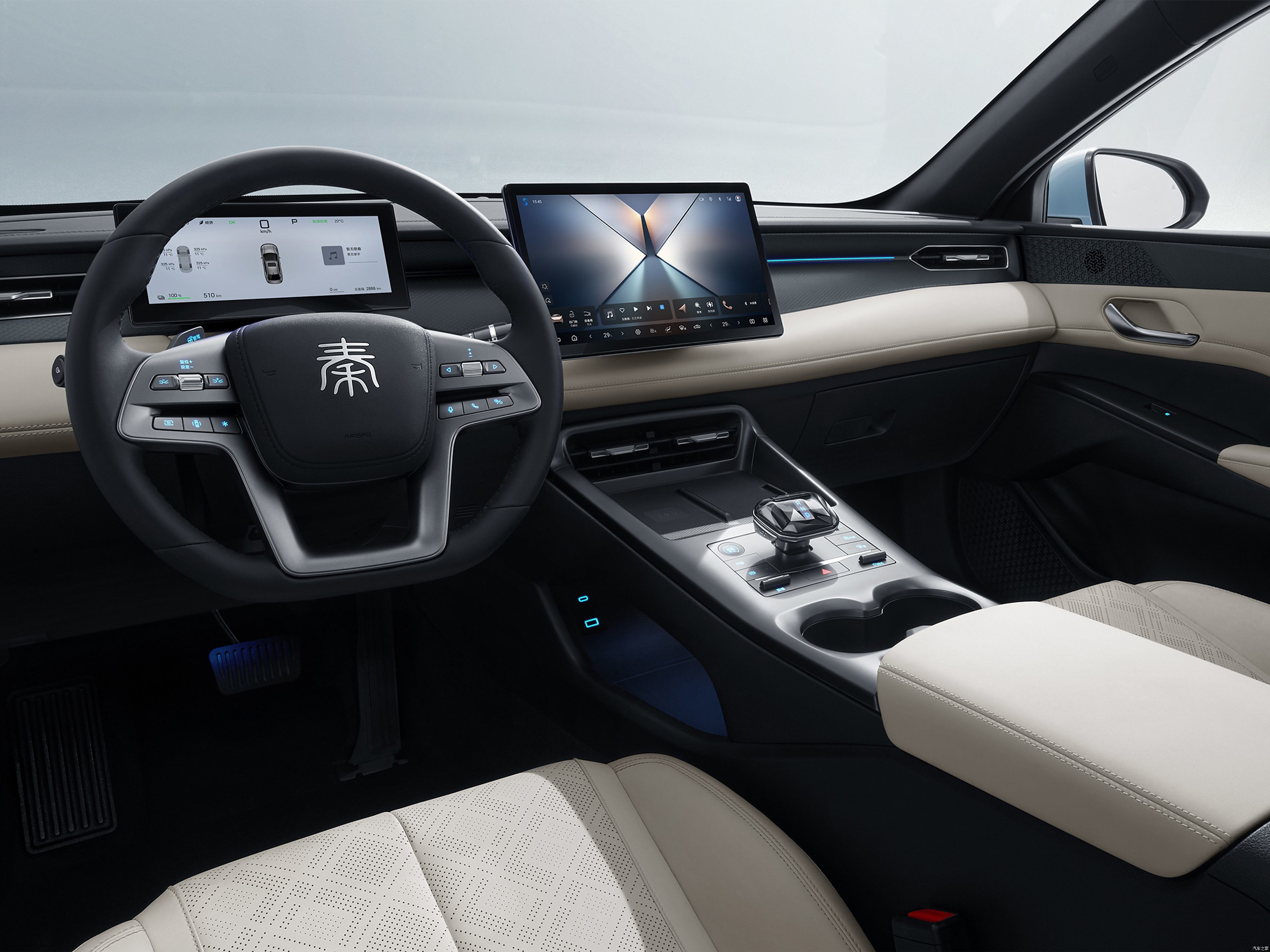 Second generation BYD Qin Plus 2025 DM-i Intelligent Driving Edition , with upgraded features, counting the same price.The Smart Driving Model with