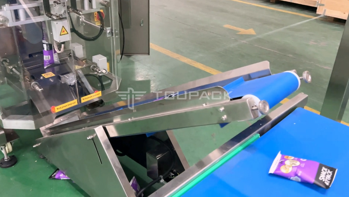 Fully Automatic Shelled Pumpkin Seed Weighing Packing Machine Plastic Bag Machine With 14 Head Weigher