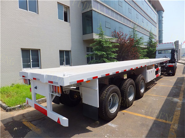 Customized Dimension Flatbed Container Trailer With 28 Tons Landing Gear