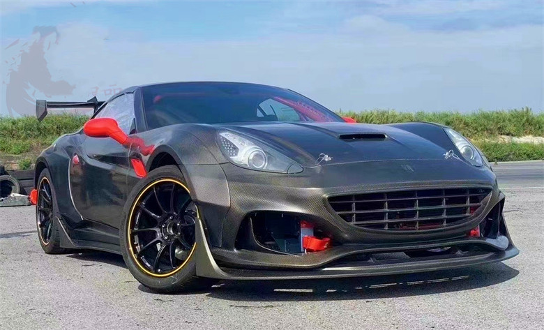 For Ferrari California Body Kit Dry Carbon Fiber California Upgrade SD Wide-body Kit