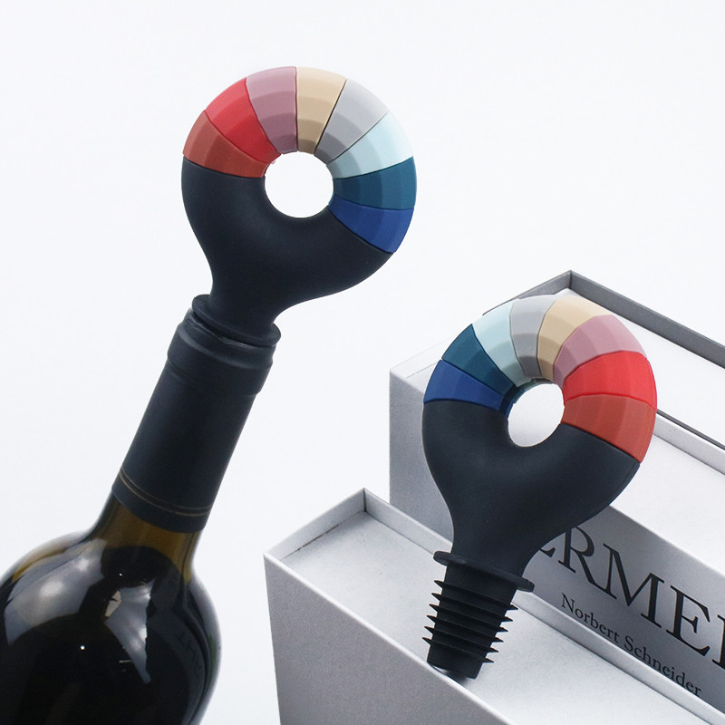 OEM ODM Rabbit Bottle Wine Stopper And Pourer 8 Color Rainbow Charms