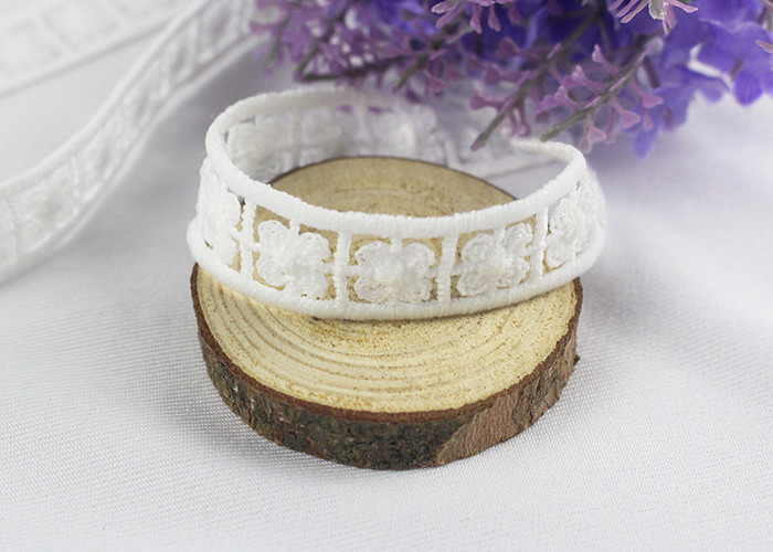 Water Soluble Lucky Clover Floral Lace Ribbon For Decoration Chemical Milk Fiber Material