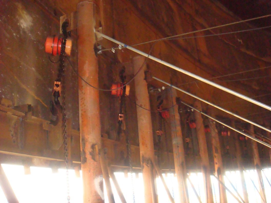 Electric Hoist to Lifting Light Oil Tank