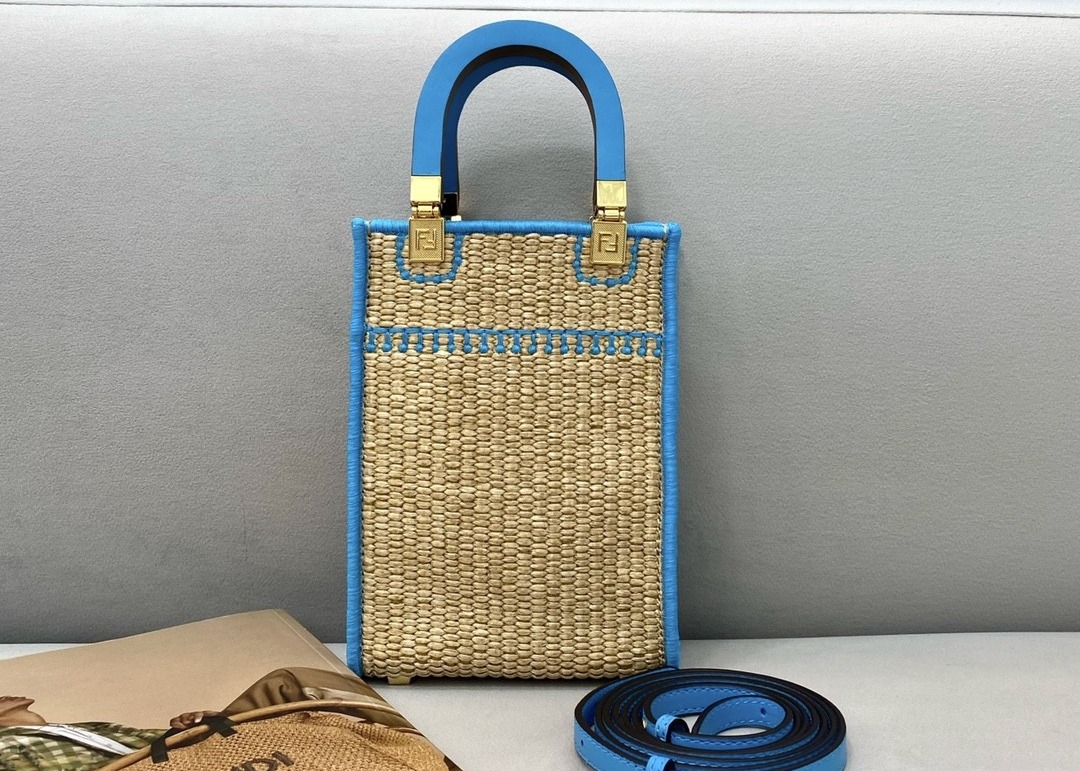 Newest Mini Small Square Bag Straw Weaving Series Of Pure Hand Woven Handbag Luxury Style Cross-Body Bag