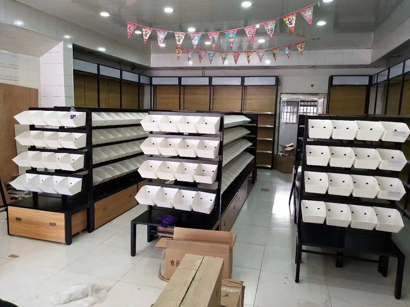 Factory customization supermarket shelves supermarket snack shelf rack