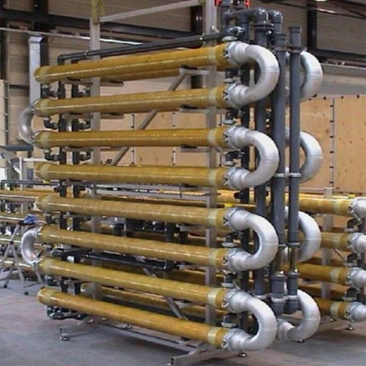 High-Performance Tubular Ultrafiltration for Precise Separation of Small Molecules