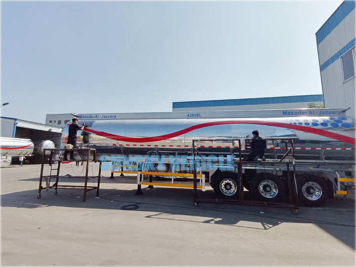 oil tanker