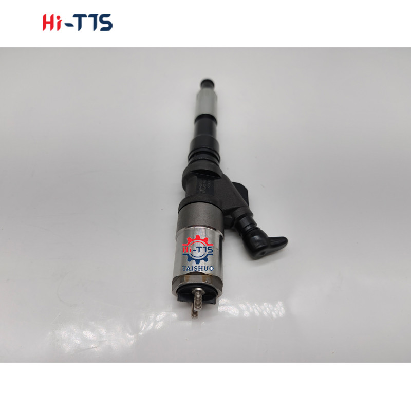 Fuel Injector Assy Densos 095000-1211 6156-11-3300 for Komatsu S6D125 Engine