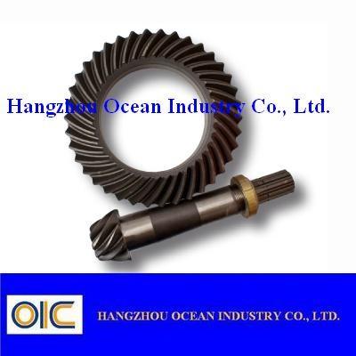 Steel Crown Wheel and Pinion for Heavy-Duty Applications Hardness 58-62 HRC