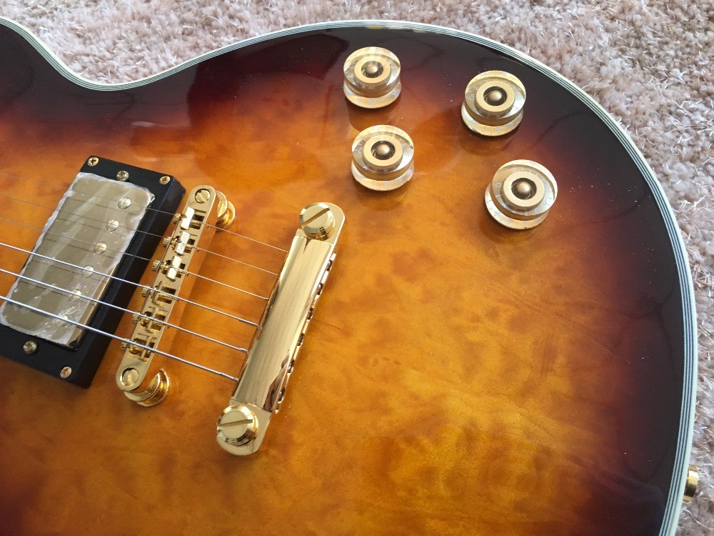 LP custom guitar tobacco sunburst quilted maple body Back contour and neck joint contour Ebony fingerboard custom guitar
